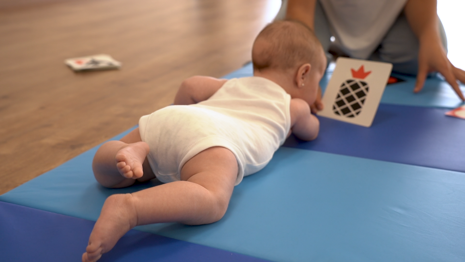 Sesión de fisioterapia pediátrica en Los Yébenes